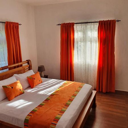 Grace Self Catering Apartment Anse aux Pins Ngoại thất bức ảnh